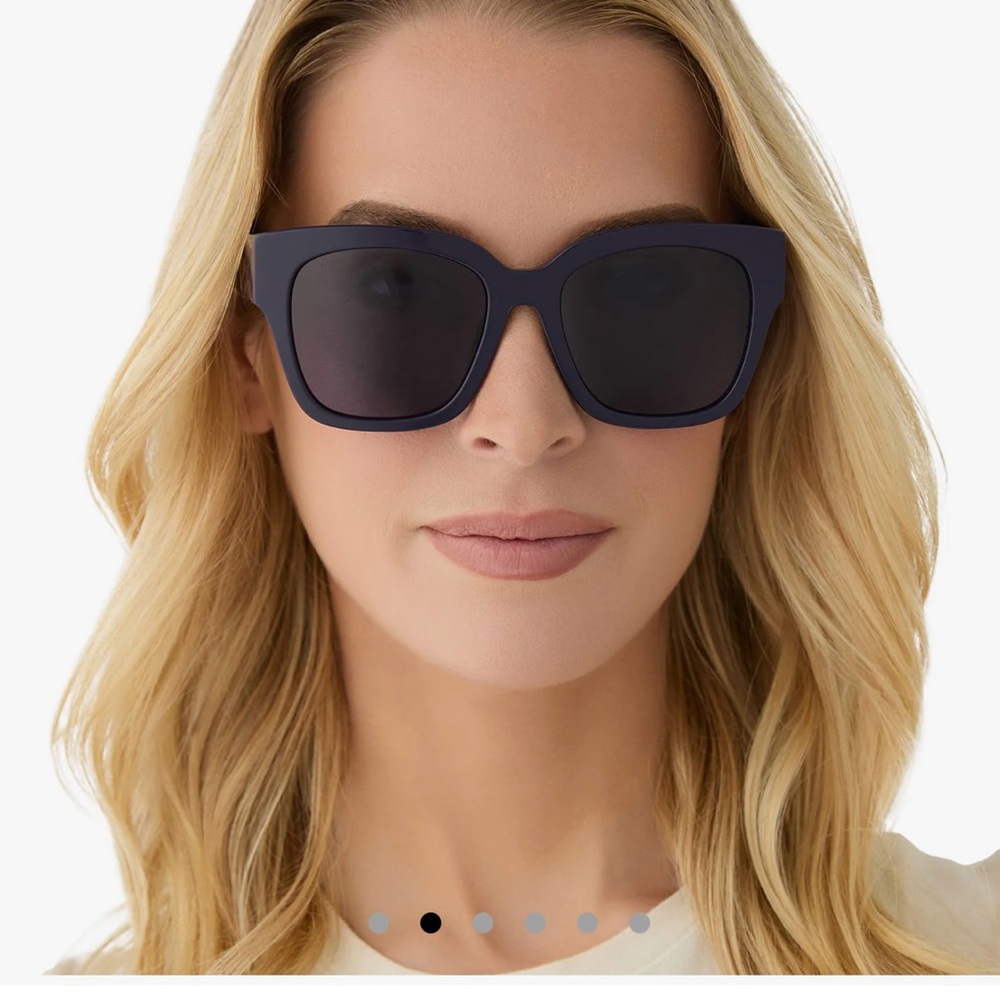 Diff Eyewear Navy Sunglasses for Women